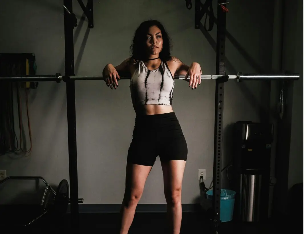 barbell squat form strength training fat loss
