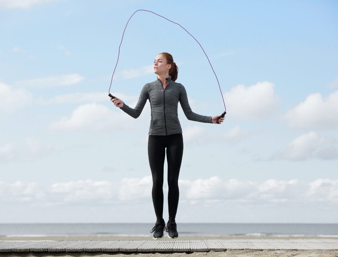 woman jumping rope cardio exercise